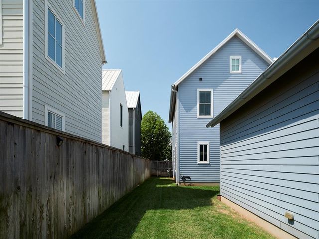 1824 Runway Drive, Oklahoma City, OK 73108