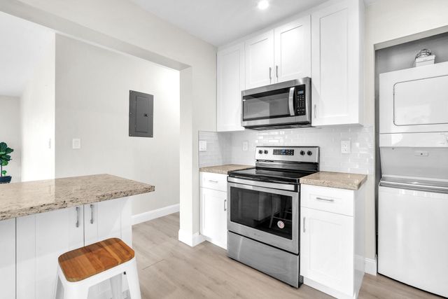 3213 Colony Club Road 4-e, Pompano Beach, FL 33062