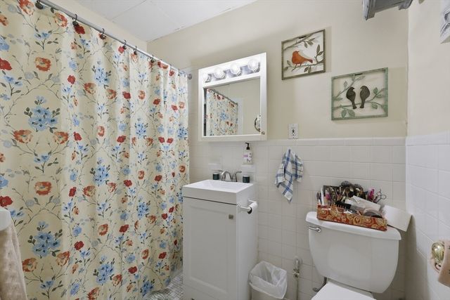 91 E Park St, Springfield, MA 01105
