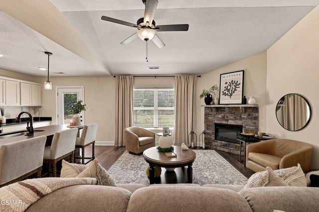 626 Snowflower Circle, Pigeon Forge, TN 37863