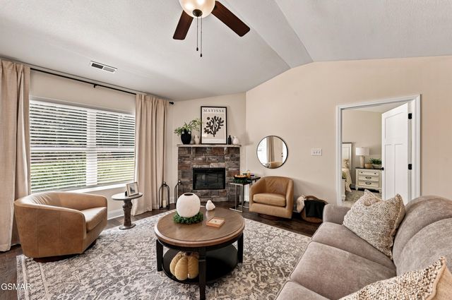 626 Snowflower Circle, Pigeon Forge, TN 37863