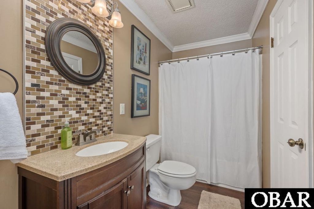 Image 5 of property listing at 424 Pirates Way # 424A, Manteo, NC 27954