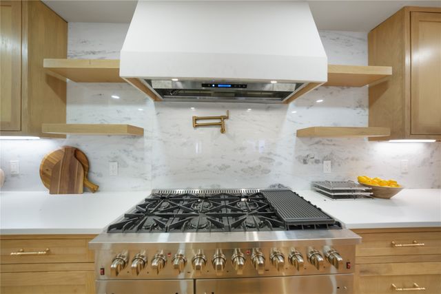 7736 Woodstone Lane, Dallas, TX 75248