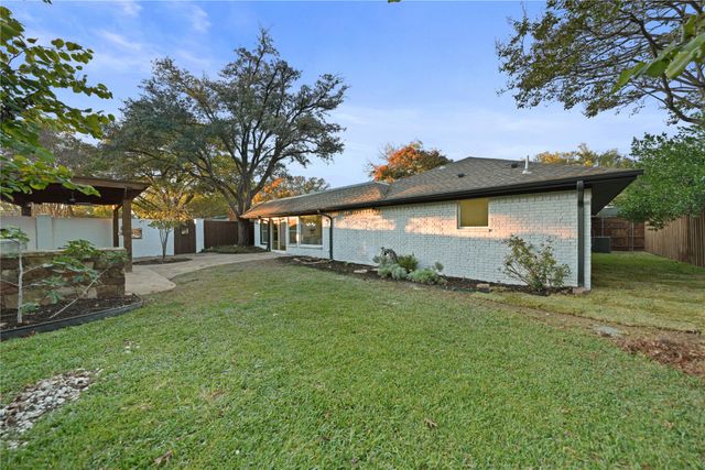 7736 Woodstone Lane, Dallas, TX 75248