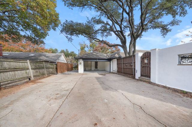 7736 Woodstone Lane, Dallas, TX 75248