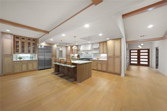 7736 Woodstone Lane, Dallas, TX 75248