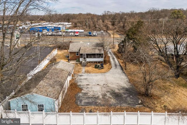 2393 S BLACK HORSE PK, Williamstown, NJ 08094