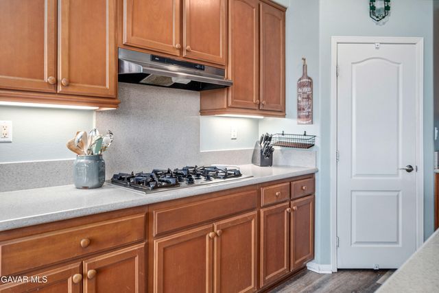 6100 W Ave K 10, Lancaster, CA 93536