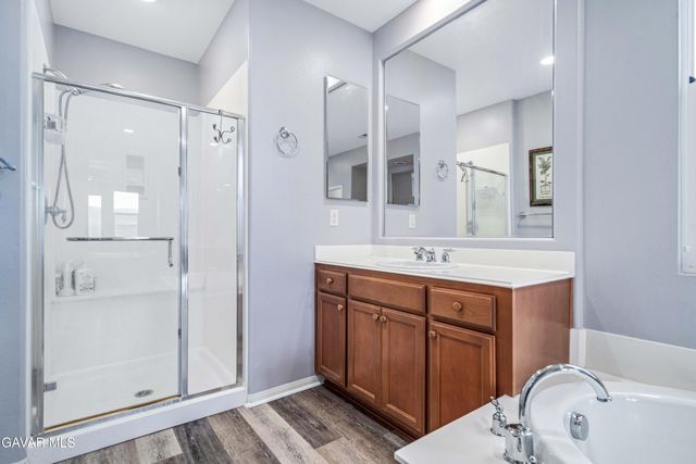6100 W Ave K 10, Lancaster, CA 93536
