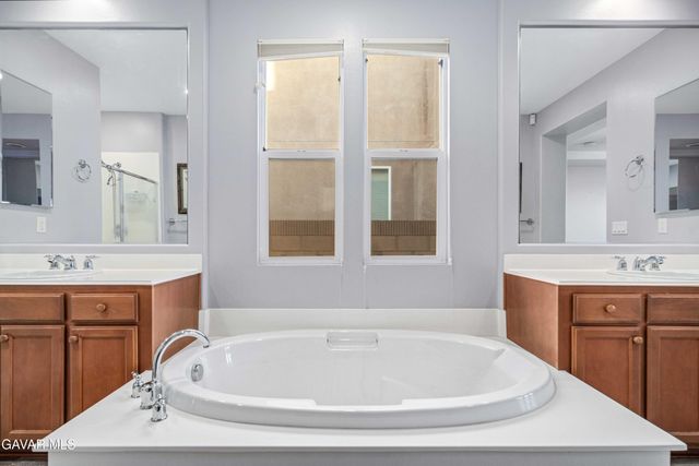 6100 W Ave K 10, Lancaster, CA 93536
