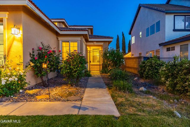 6100 W Ave K 10, Lancaster, CA 93536