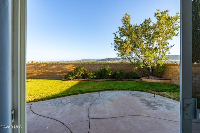 6100 W Ave K 10, Lancaster, CA 93536