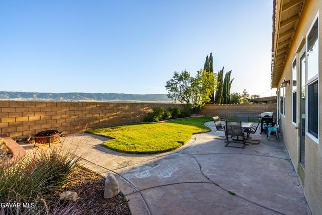 6100 W Ave K 10, Lancaster, CA 93536