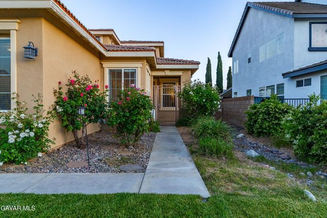 6100 W Ave K 10, Lancaster, CA 93536