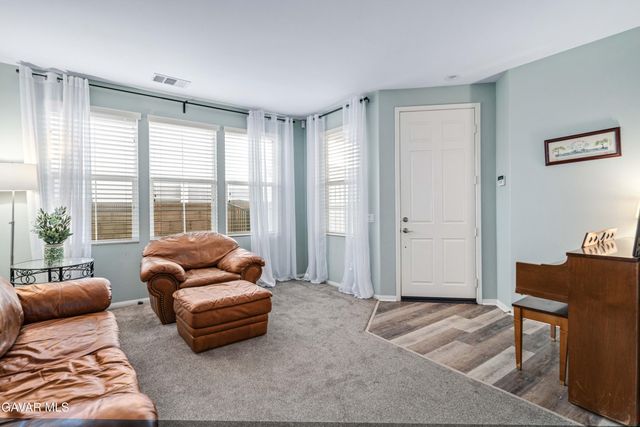 6100 W Ave K 10, Lancaster, CA 93536