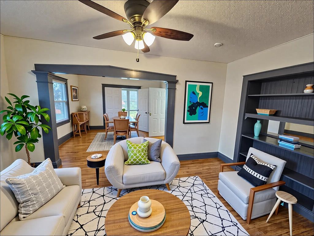 2020 E Franklin Avenue, Minneapolis, MN 55404 — photo 2