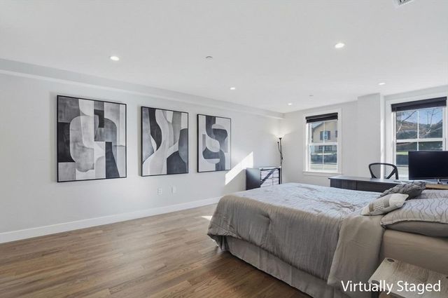 9 Independence Ave 102, Braintree, MA 02184