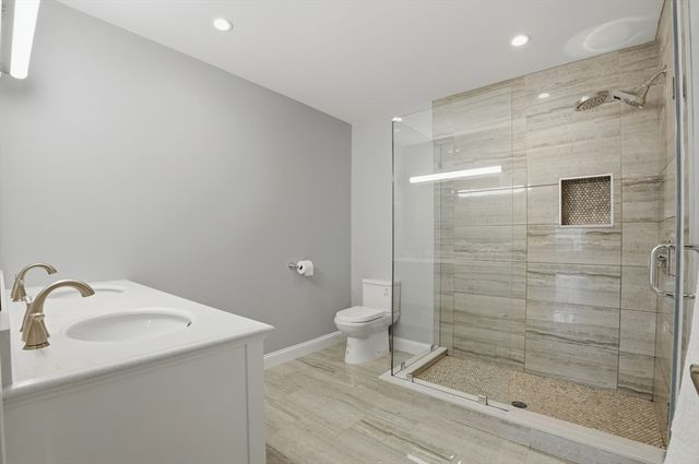 9 Independence Ave 102, Braintree, MA 02184