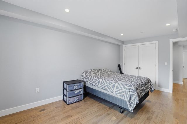 9 Independence Ave 102, Braintree, MA 02184