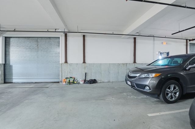 9 Independence Ave 102, Braintree, MA 02184