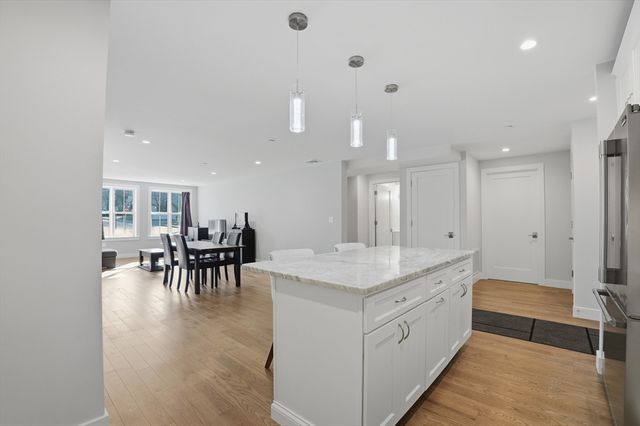 9 Independence Ave 102, Braintree, MA 02184