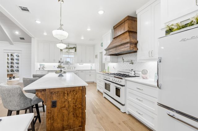 245 La Cresta Lane, Mineral Wells, TX 76067