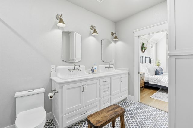 245 La Cresta Lane, Mineral Wells, TX 76067