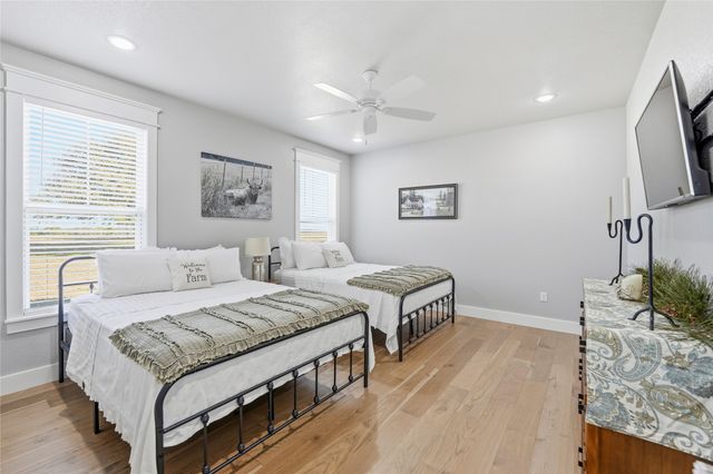 245 La Cresta Lane, Mineral Wells, TX 76067