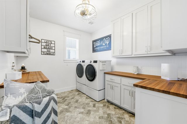 245 La Cresta Lane, Mineral Wells, TX 76067