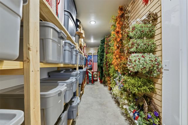 245 La Cresta Lane, Mineral Wells, TX 76067