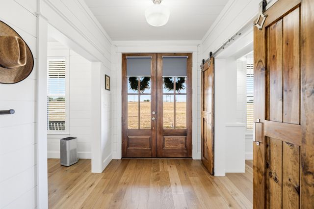 245 La Cresta Lane, Mineral Wells, TX 76067