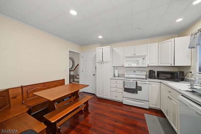 19 Birch Pkwy, Sparta Twp., NJ 07871