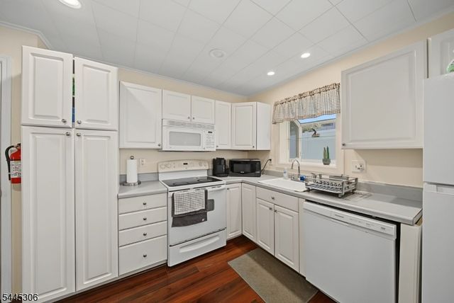 19 Birch Pkwy, Sparta Twp., NJ 07871