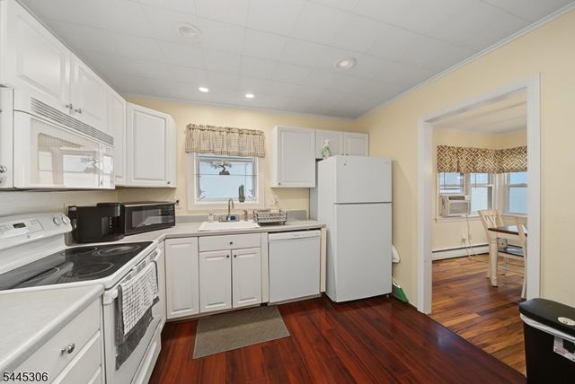 19 Birch Pkwy, Sparta Twp., NJ 07871