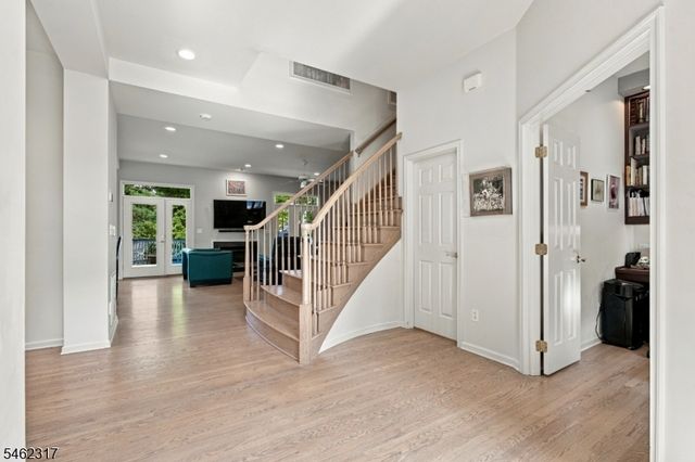 14 Cobble Ln, Bernards Twp., NJ 07920