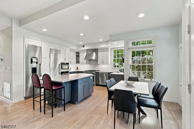 14 Cobble Ln, Bernards Twp., NJ 07920