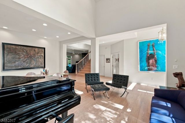14 Cobble Ln, Bernards Twp., NJ 07920