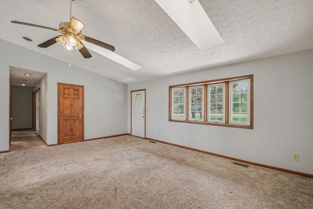 4294 Idlewild Road, Burlington, KY 41005