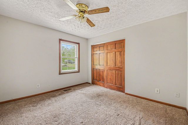 4294 Idlewild Road, Burlington, KY 41005