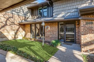 6947 Helsem Way 129, Dallas, TX 75230