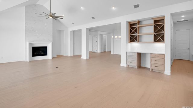 3869 Wrangler Loop, Bulverde, TX 78163