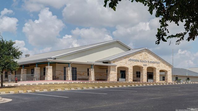 3869 Wrangler Loop, Bulverde, TX 78163