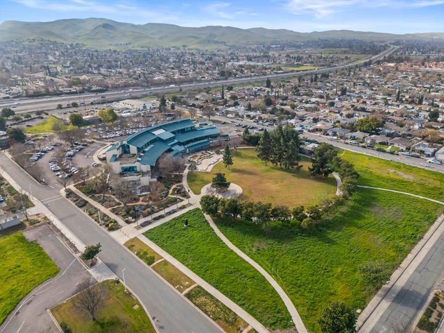 1169 Park West Drive, Pittsburg, CA 94565