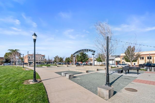 1169 Park West Drive, Pittsburg, CA 94565