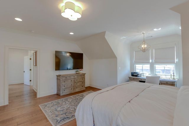 1906B Bernard Ave, Nashville, TN 37212