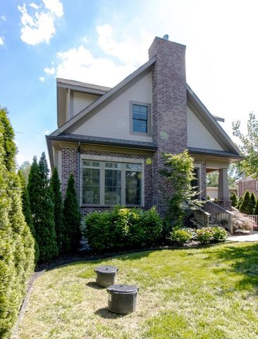 1906B Bernard Ave, Nashville, TN 37212