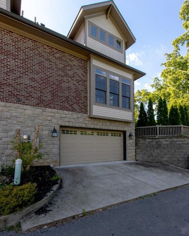 1906B Bernard Ave, Nashville, TN 37212