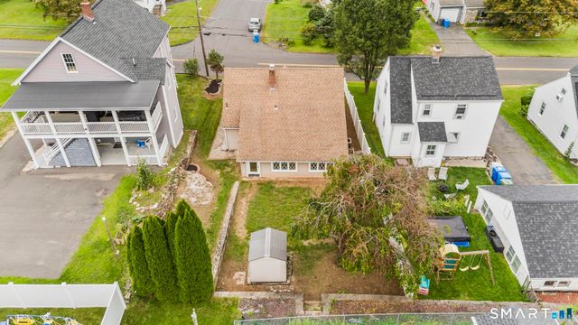 362 East Road, Bristol, CT 06010
