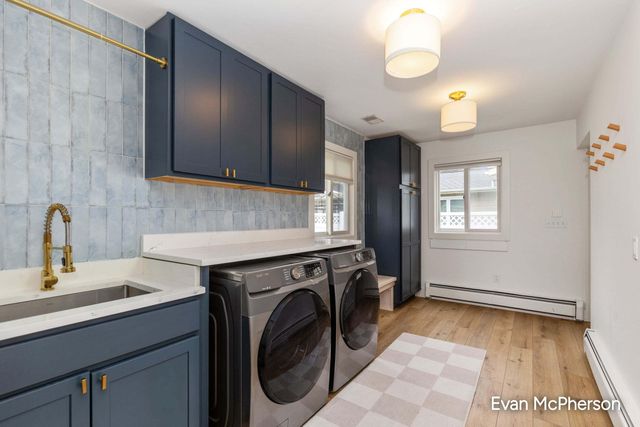 1805 Edgewood Avenue Se, City Of Grand Rapids, MI 49506