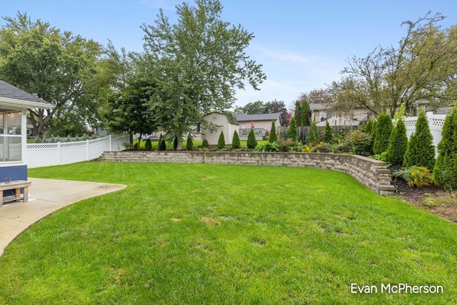 1805 Edgewood Avenue Se, City Of Grand Rapids, MI 49506